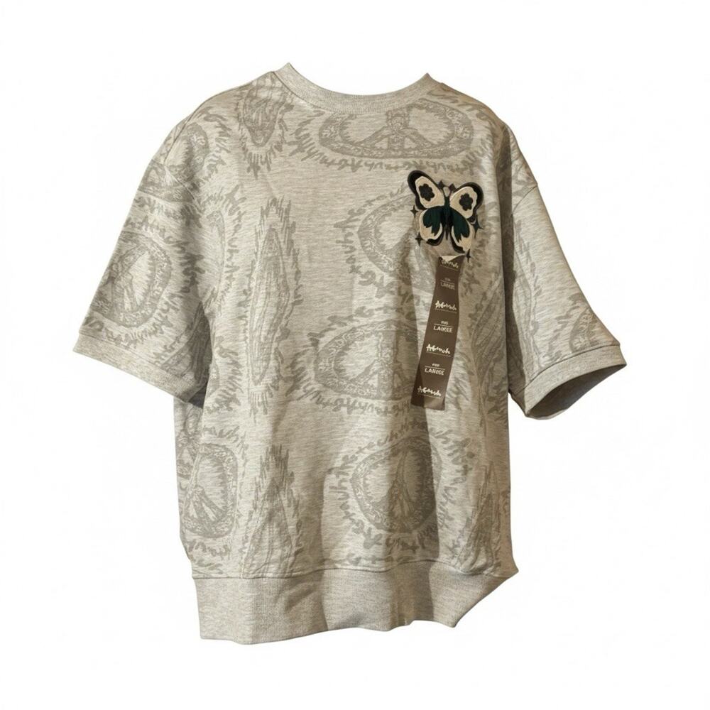 AGTAWH Short Sleeve Sweatshirt Size L Terry Knit Embroidered Tee Butterfly Peace